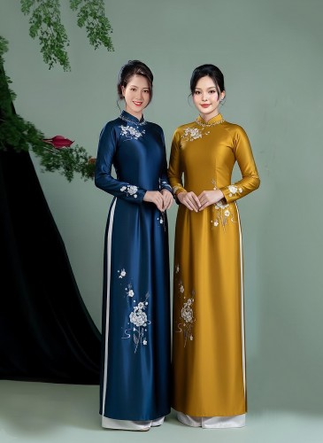 Áo Dài Trung Niên Cho Mẹ Làm Sui Vừa Sang Trọng Vừa Trẻ Trung